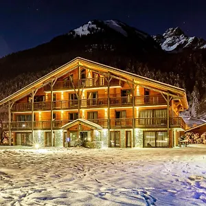 https://mont-blanc-alpine-estate.hotels-rhonealpes.com