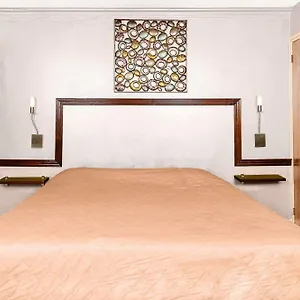 https://perle-dor.comcaribbean.com